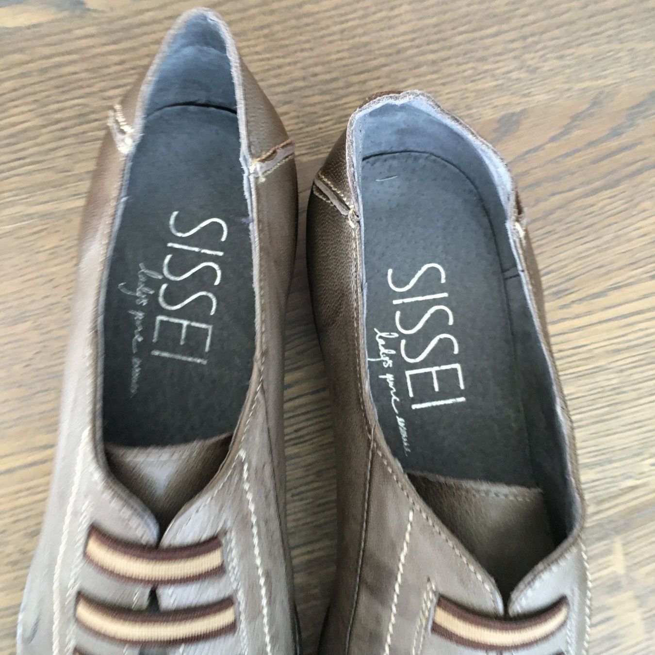 Scarpe da donna: Schuhe aus Leder , Gr. 38 Fabrikneu – Nuovo (secondo la descrizione) da Mühlethurnen venduto da Fudoshin1 2