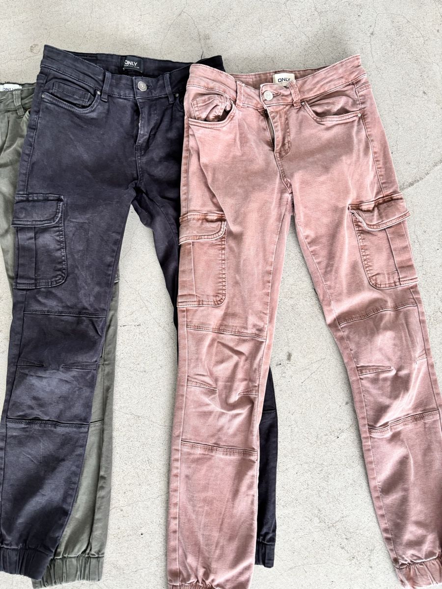 Only Pantaloni: Damen Only Hosen Gr.34/30 – Usato da Emmen venduto da H.Bettina 2