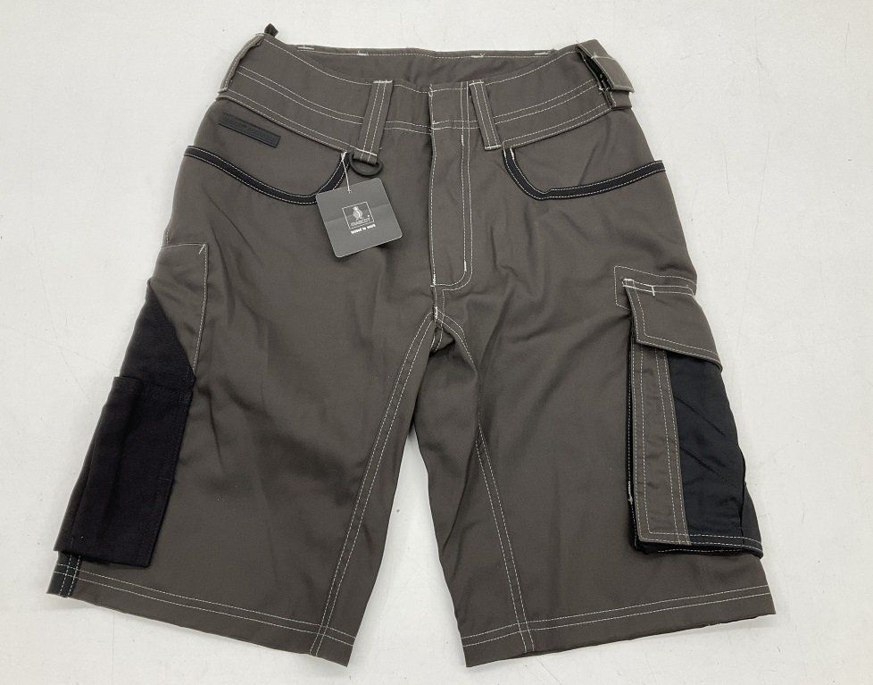 Pantaloni: Mascot Arbeitsshorts Gr. 42 – Nuovo (secondo la descrizione) da Uerkheim venduto da Kaufoption 5