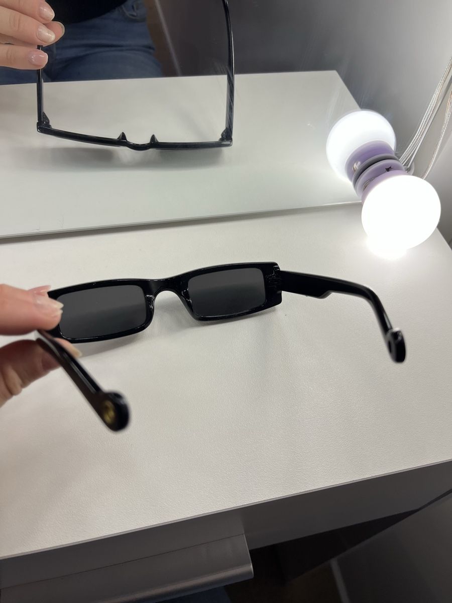Shein Occhiali & Lenti: Chic Black Rectangular Sunglasses - Perfect for Summer Sun! – Nuovo (secondo la descrizione) da Zürich venduto da Isabella123 3