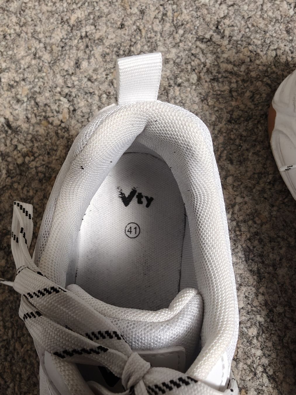 Chaussures femmes: Schuhe Vty, Grösse 41 – D'occasion à Samedan par t_p_8nvs 3
