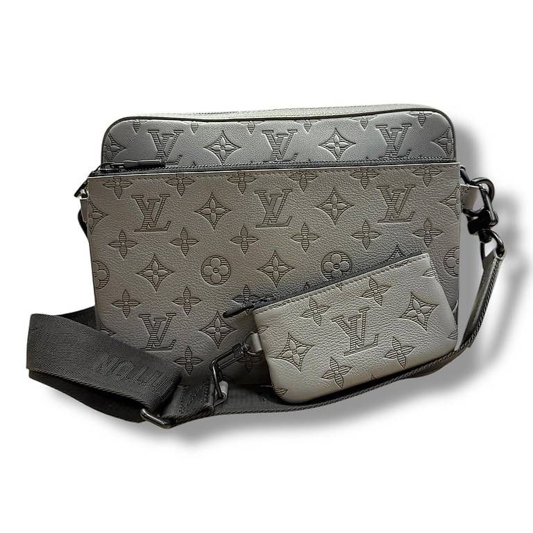 Borse: Louis Vuitton TRIO MESSENGER LOUIS VUITTON    – Usato da Carouge GE venduto da hcashcarouge