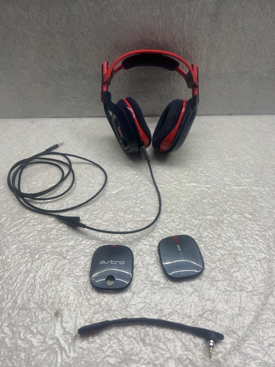 Astro Gaming Cuffie: Astro A40 TR Gaming Headset – Usato da Rotkreuz venduto da perlengott 1