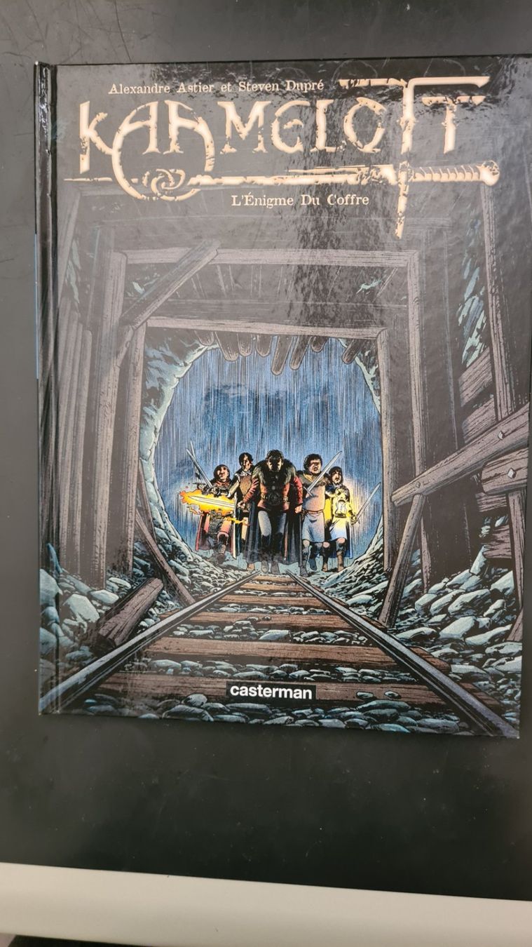 BD: BD  Kaamelott – Neuf (Voir description) à Châtonnaye par Jaydee6