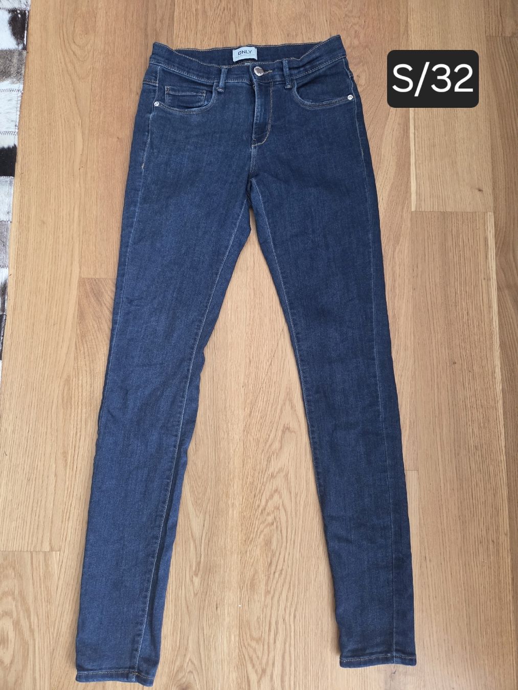 Kleiderpakete: Hosenpaket Grösse 36/38  – Gebraucht aus Villmergen von nadijne 1