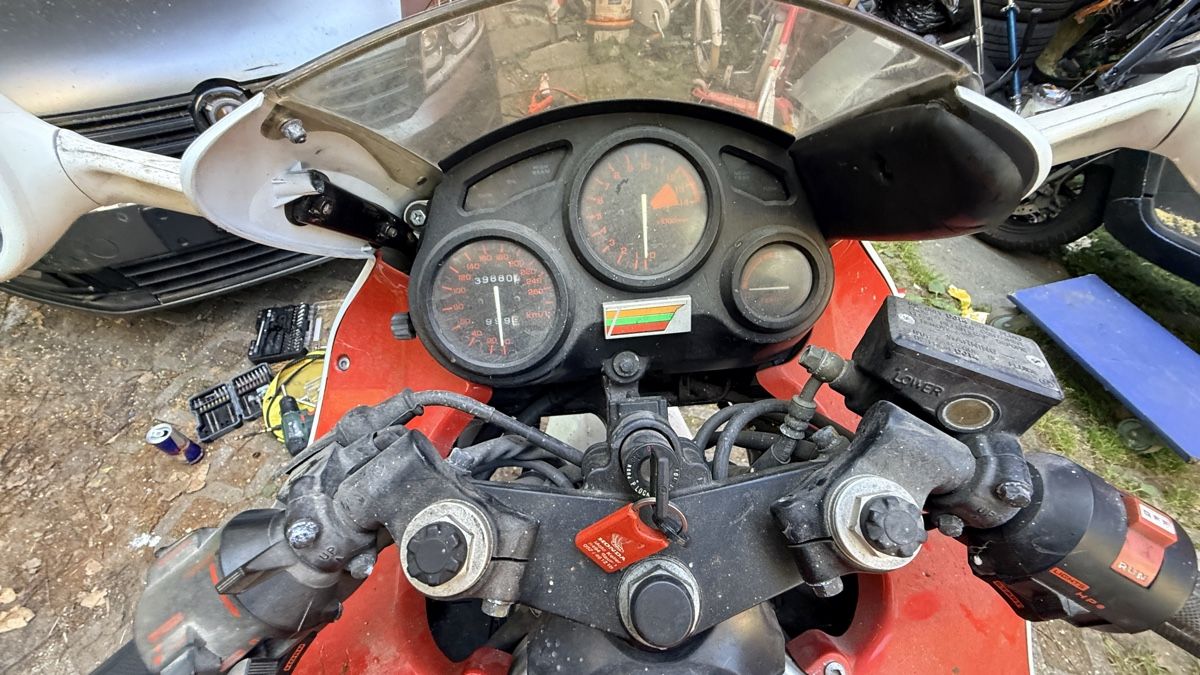 Honda Strada: Honda CBR 600F – Difettoso da Winterthur venduto da Alawi_47 8