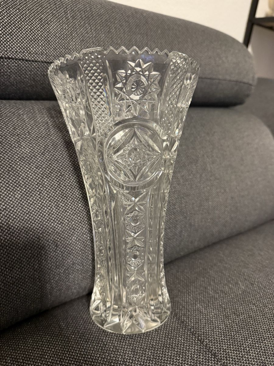 Vasen & Gefässe: Stabile Vase aus Bleikristall – Gebraucht aus Buchs SG von and_d8tp 6