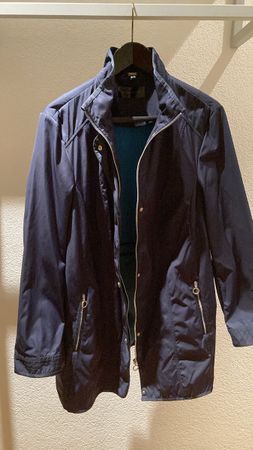 Regenjacke Grösse 44 dunkelblau Futter türkis