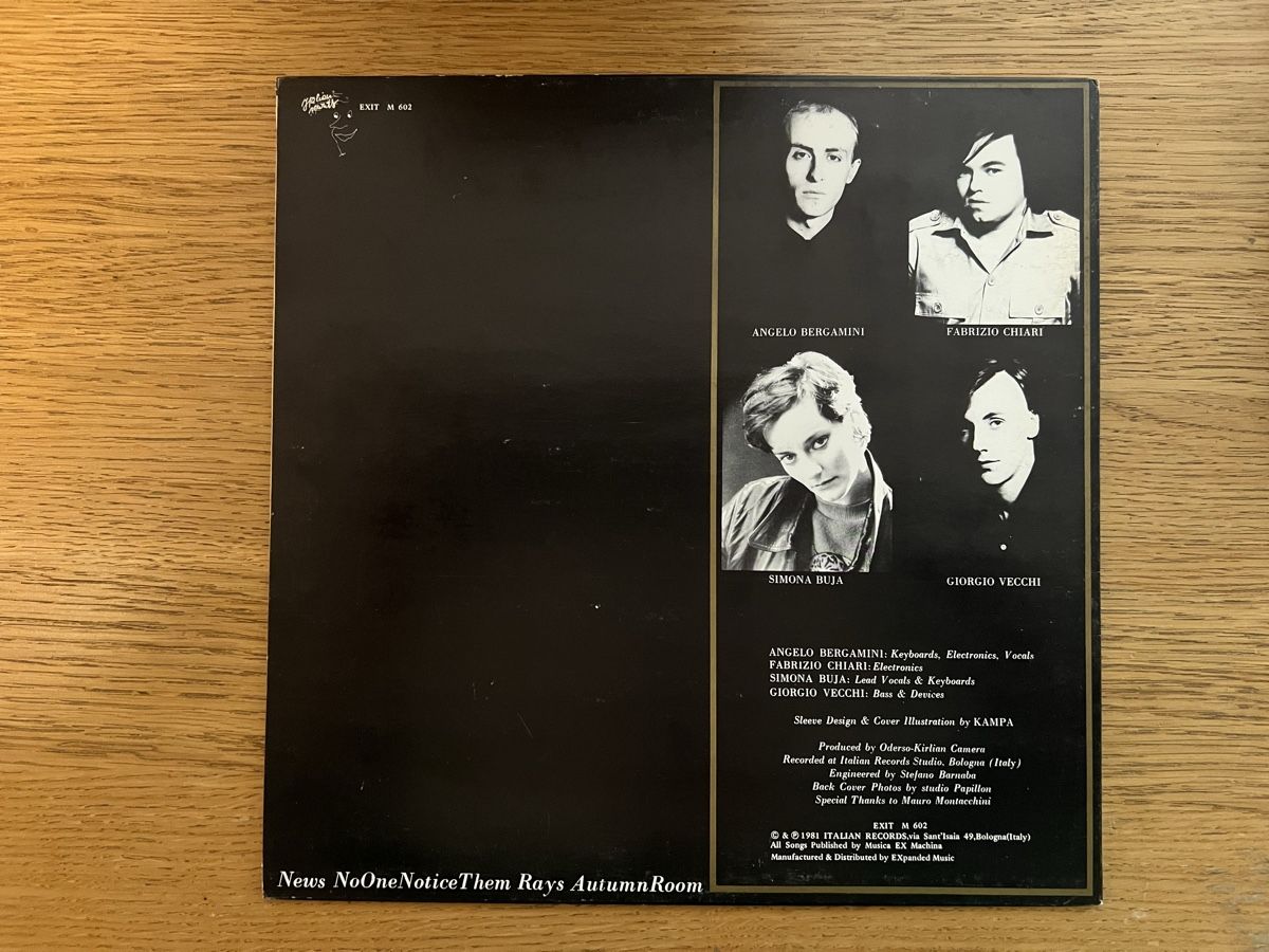 Dischi in vinile: Kirlian Camera - s/t - mint LP 1ed – Nuovo (secondo la descrizione) da Zürich venduto da musicLP 1