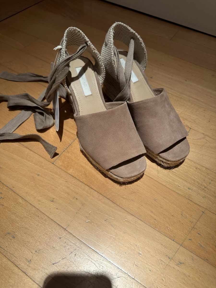H&M Scarpe da donna: Keilabsatz-Schuhe – Nuovo (secondo la descrizione) da Ittigen venduto da luna_91