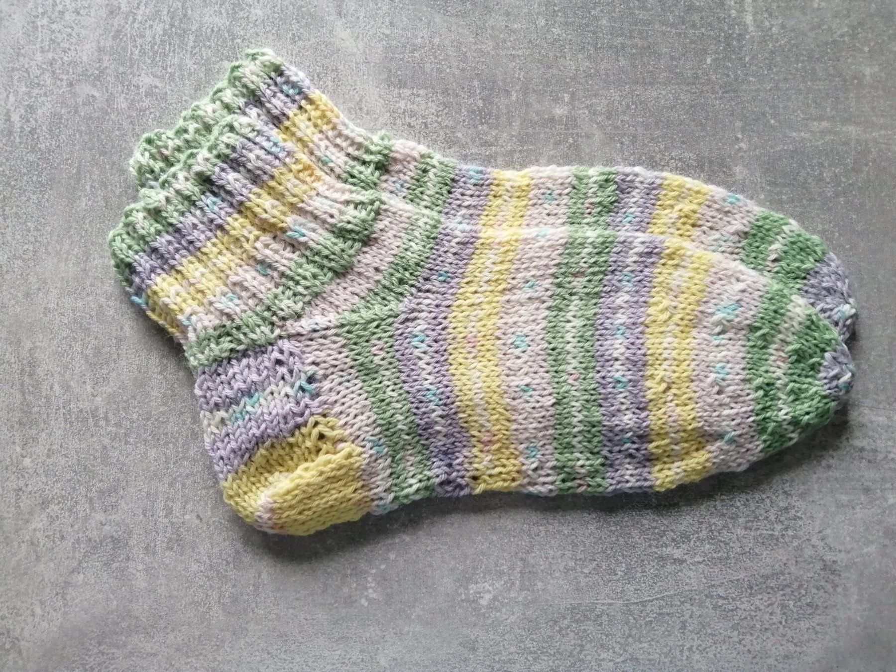 Calze: Kurzrohrsocken handgestrickt, Grösse: 38/39 – Nuovo (secondo la descrizione) da Altstätten SG venduto da willipatricia