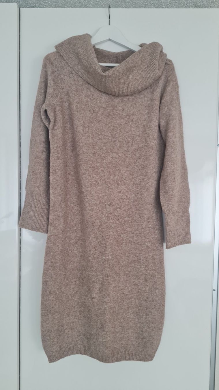 Anna Field Vestiti: Beige winter dress – Usato da Bonstetten venduto da Denitza87