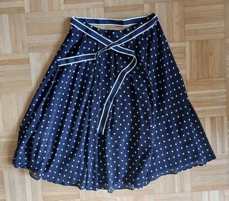 Jupe, blau mit Punkte, Gr. 38