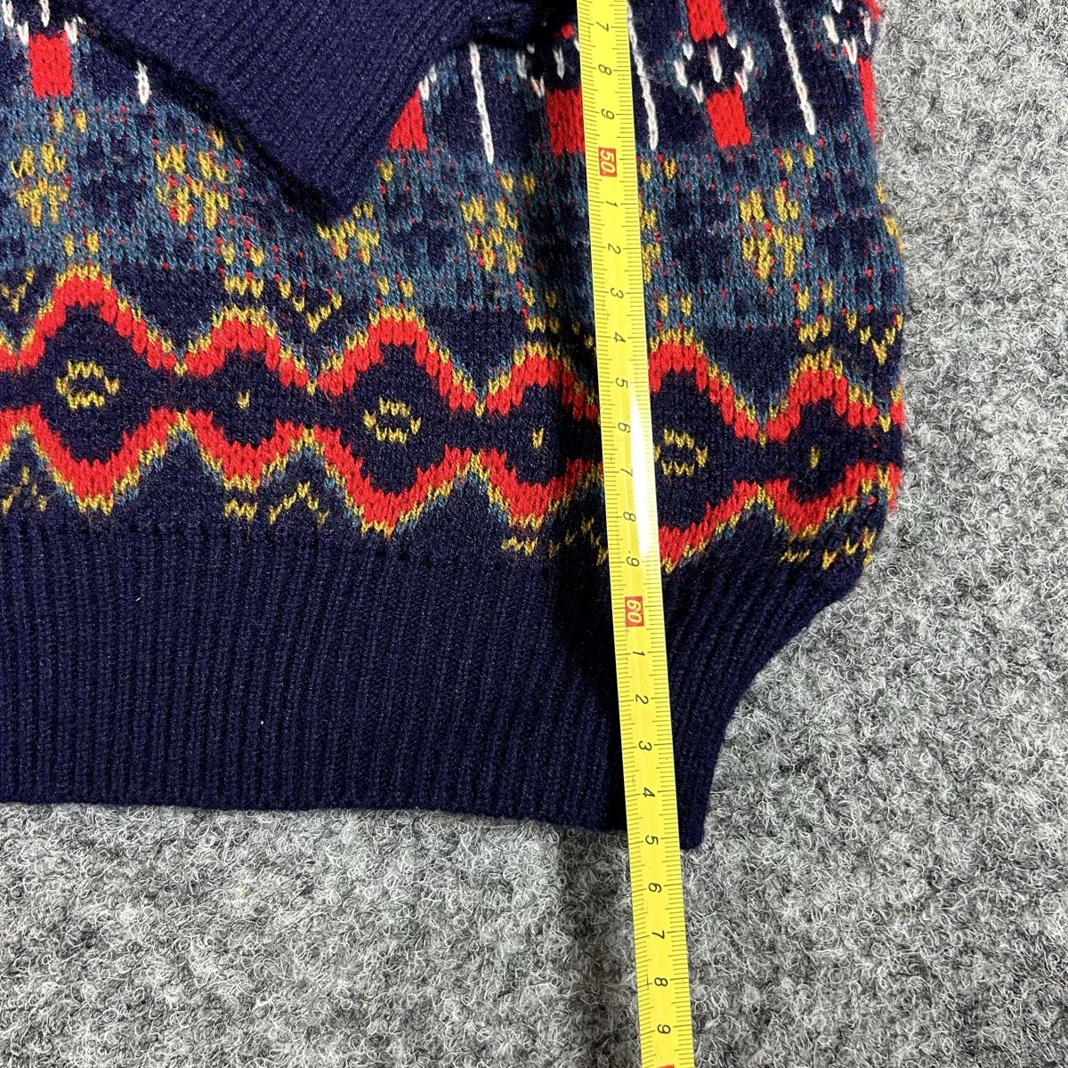 Maglioni & Felpe: 1980 knit sweater Medium  – Usato da La Sagne NE venduto da Matlasape 1