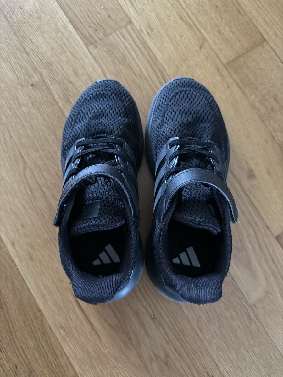 Adidas Scarpe da uomo: Adidas Kinderschuhe  – Usato da Rothrist venduto da Lon28 2