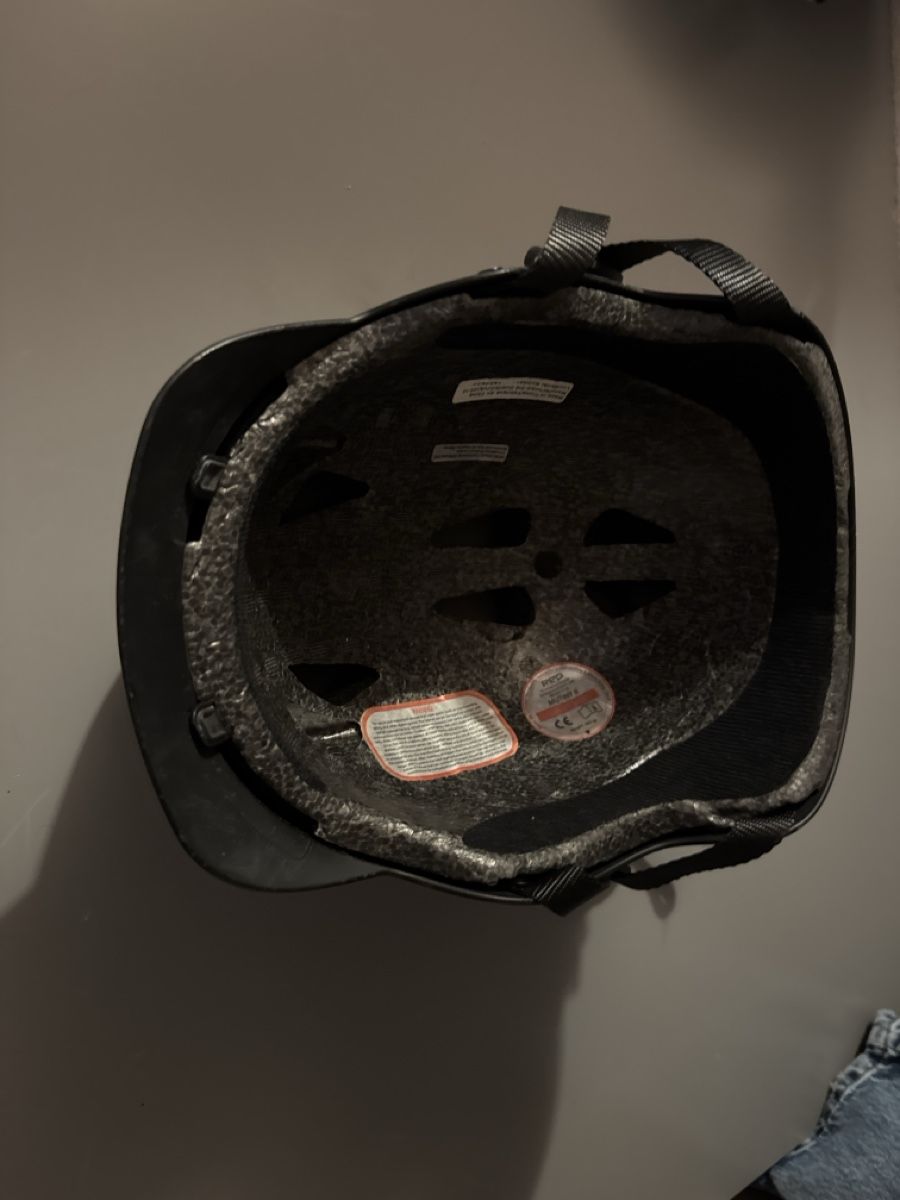 Helme: Casco RED – Gebraucht aus Malvaglia von elia182 2