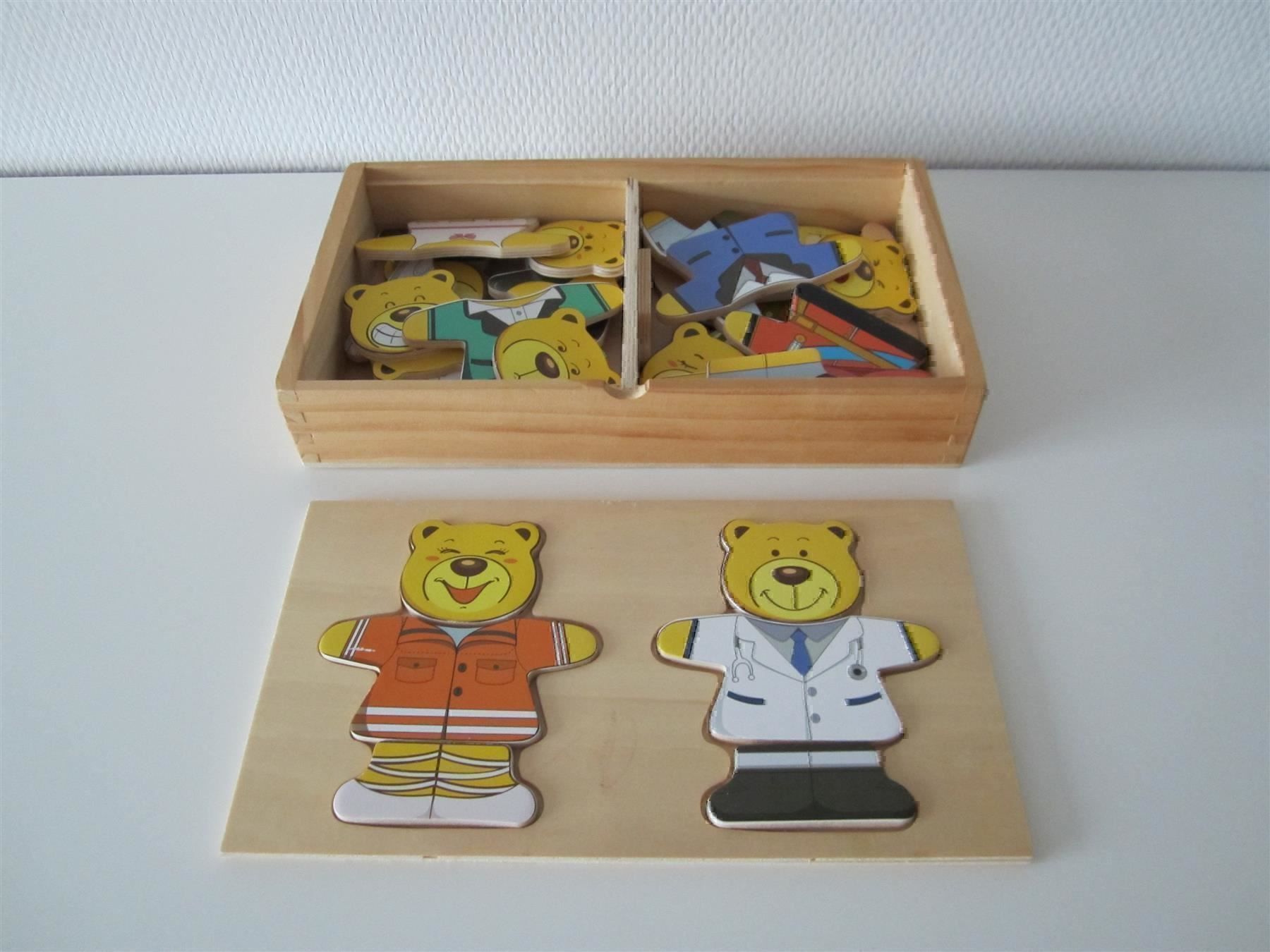 Puzzle: Holzpuzzle  "Bären" – Usato da Zürich venduto da Lacoste06