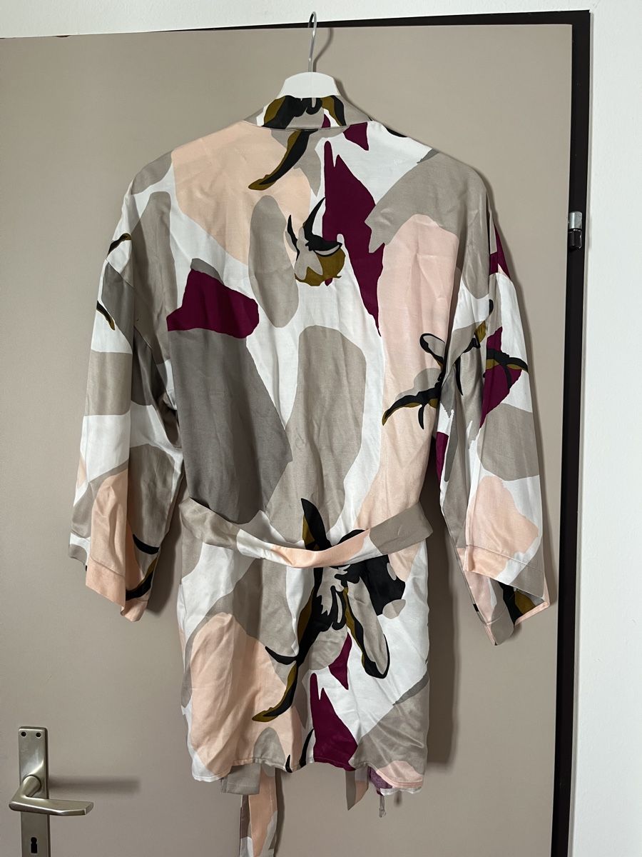 Art international: HANRO Kimono, colourful pattern – D'occasion à Zürich par Nowstalgia 1