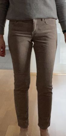 Cordhose von Mac, Grösse 36, sehr guter Zustand.