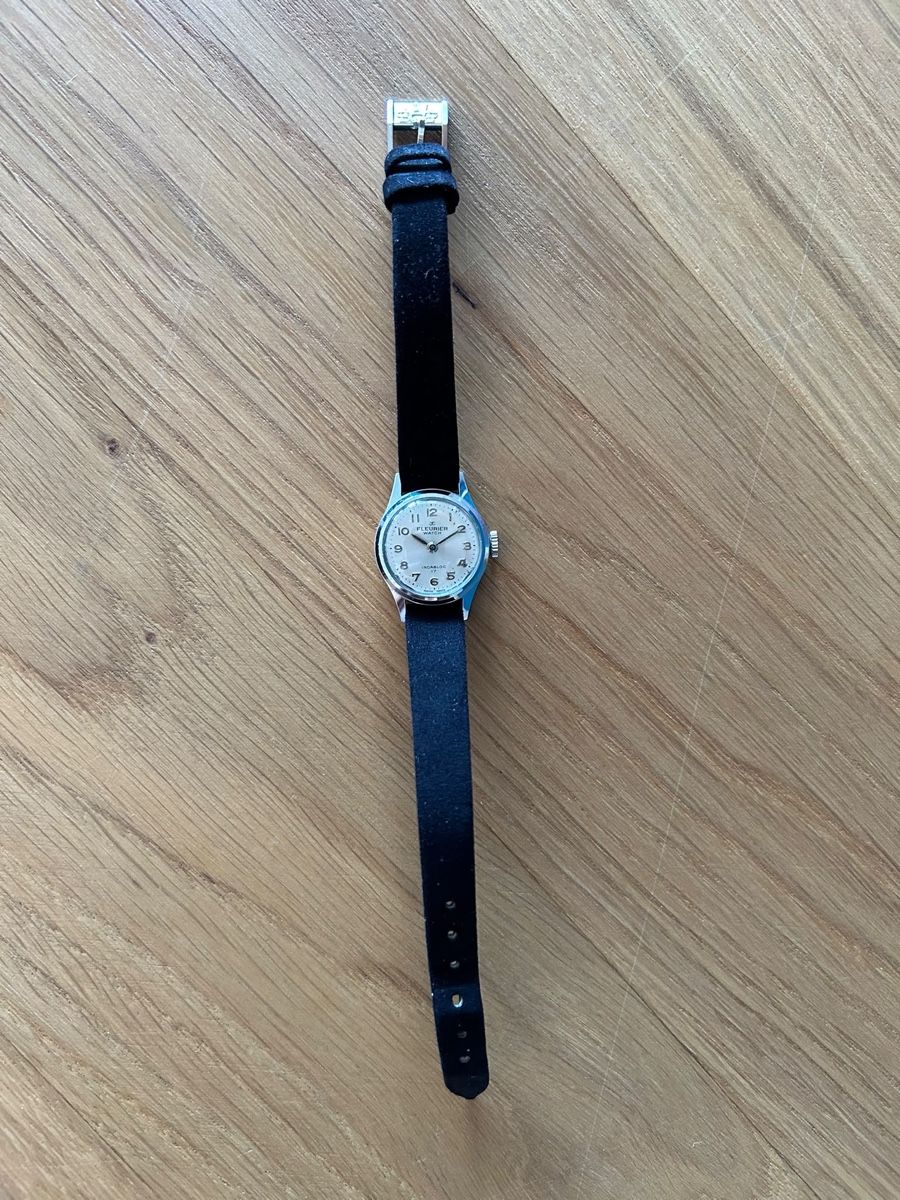 Montres: Fleurier Handaufzug Damen – D'occasion à St. Niklausen LU par sterala 2