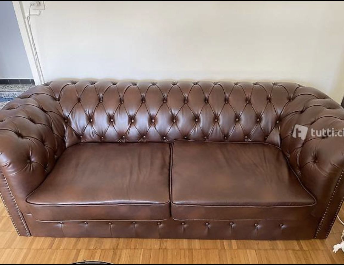 Divani: 1x 3er Sofa ( Manchester Design) – Usato da Oberwil BL venduto da Hariva 1