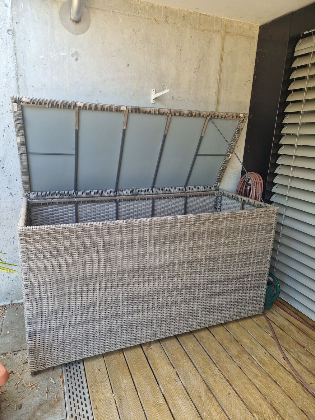 Box contenitori: Gartenbox/Gerätebox – Usato da Umiken venduto da Livina2009