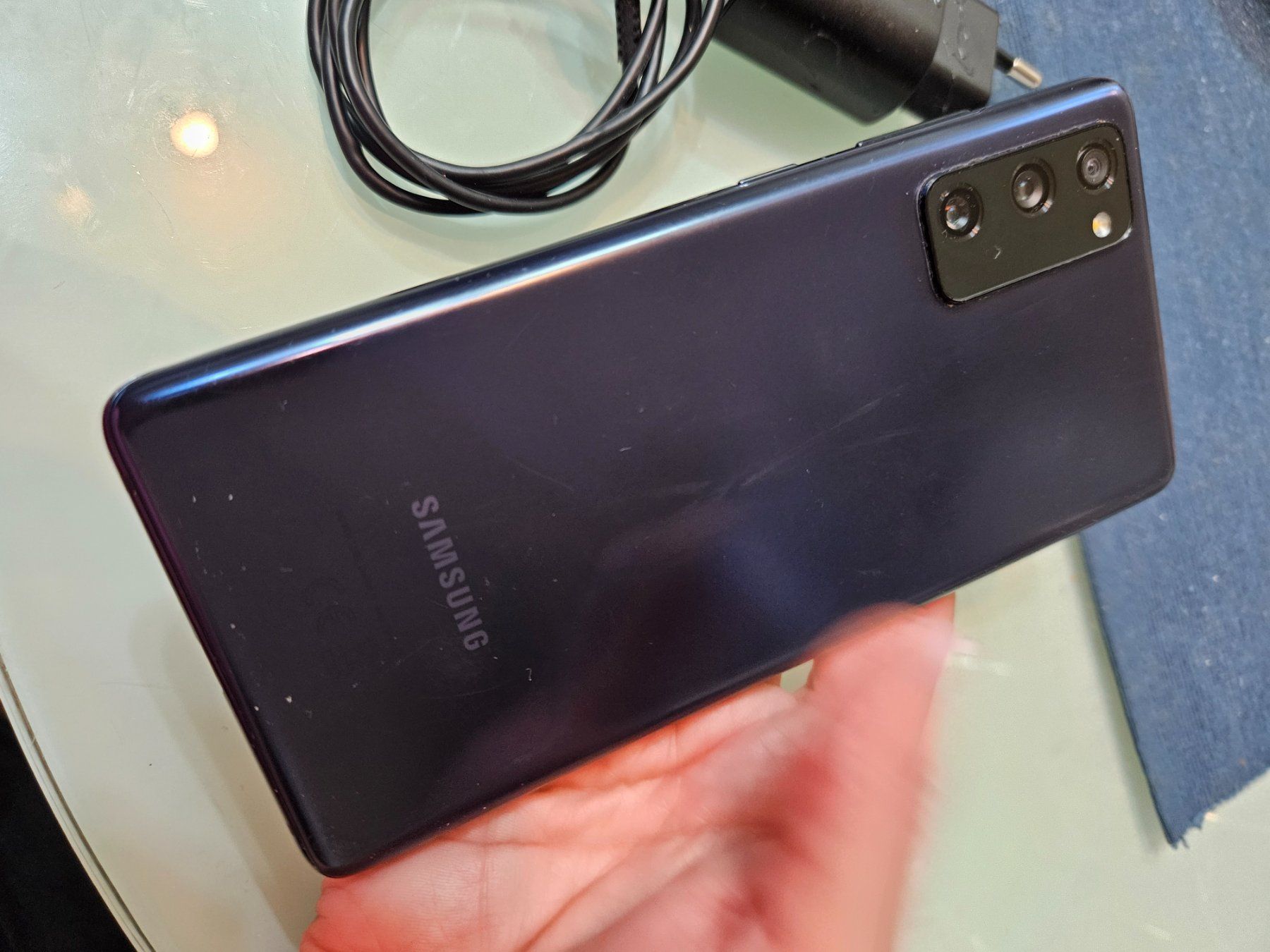 Samsung Handys / Smartphones: Samsung S20 FE 128gb black Duos – Gebraucht aus St. Gallen von Juhasli 4