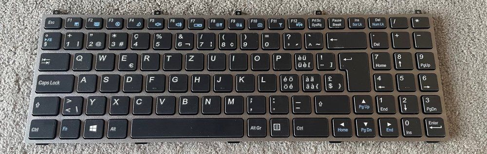 Tastaturen: Clavier pour portable MP-08J46CH-430W – Neu (gemäss Beschreibung) aus Lausanne von Enetg