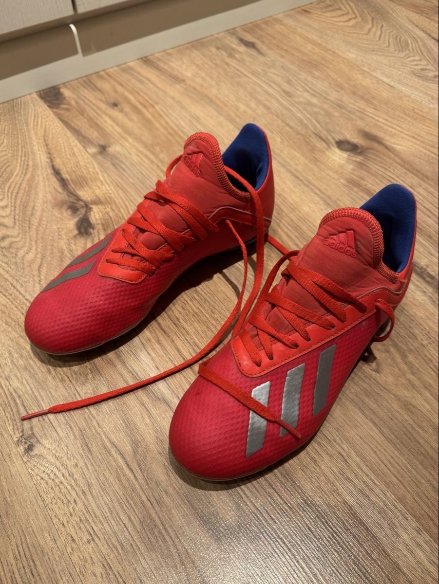 Adidas Scarpe per ragazzi: Fussballschuhe Adidas – Usato da Aristau venduto da Rpolanski