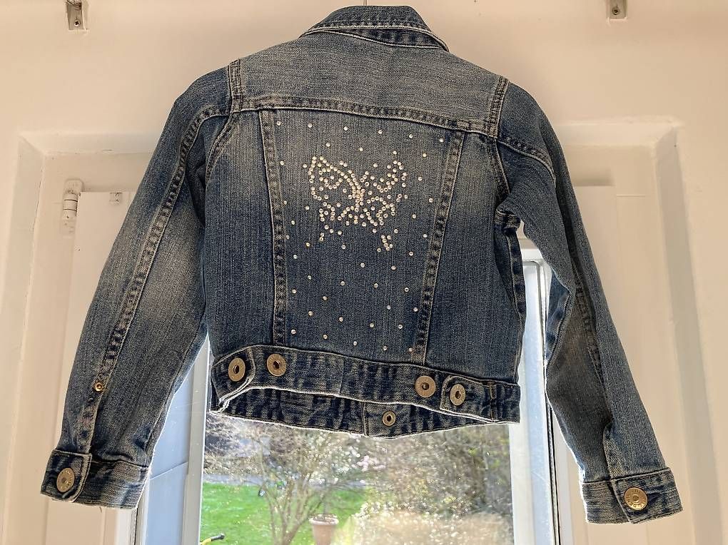 Jacken & Mäntel: H&M Jeansjacke Gr. 104 neuwertig – Gebraucht aus Zollikon von CorViv 1