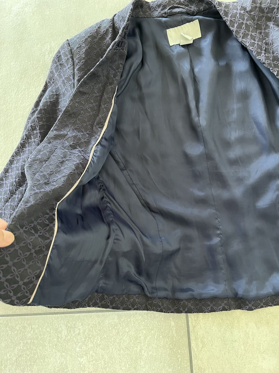 H&M Completi & Tailleur: H&M Embroidered Blazer – Usato da Stäfa venduto da bambinas 4