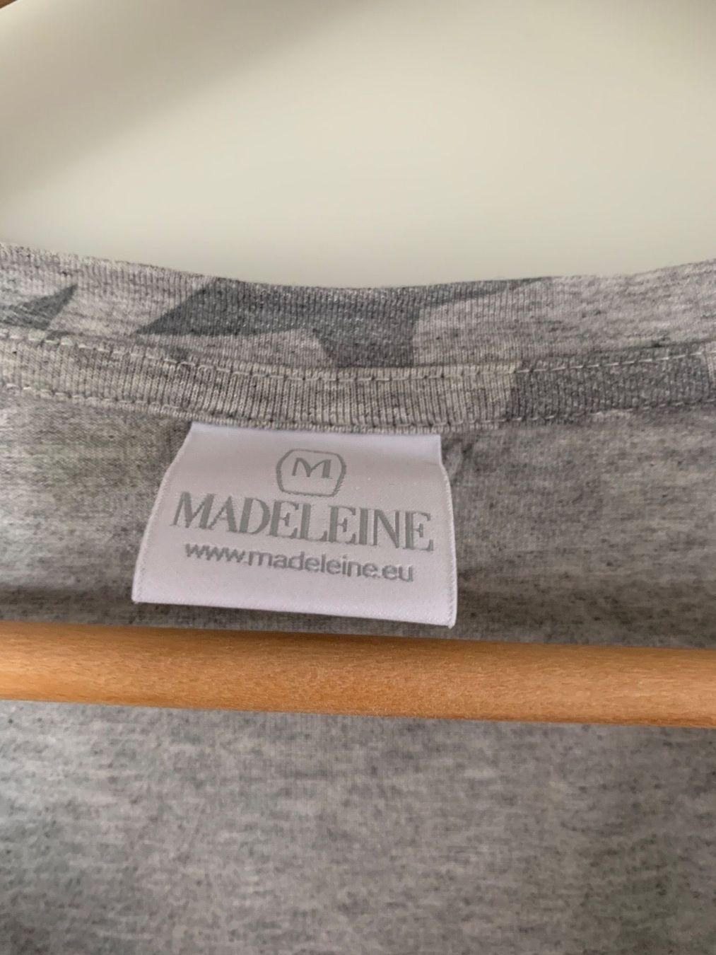 Madeleine T-Shirts: Madeleine Shirt Gr 38/40 – Gebraucht aus Mettmenstetten von _4_YOU_ 2