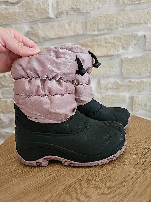 Schuhe für Jungen: Snowboot Gr. 26/27 – Gebraucht aus La Heutte von tau_5vvl
