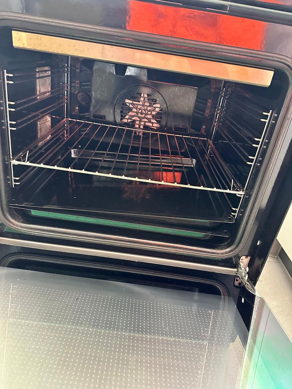 V-Zug Forni: Backofen mit Glaskeramik V-ZUG – Usato da Spreitenbach venduto da Space_X 4