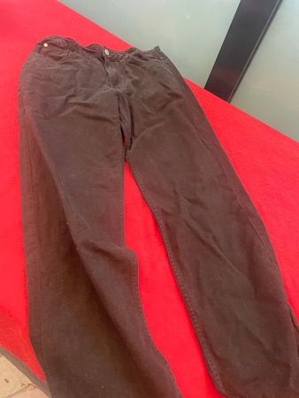 Junge Jeans Hose schwarz Loose fit 170