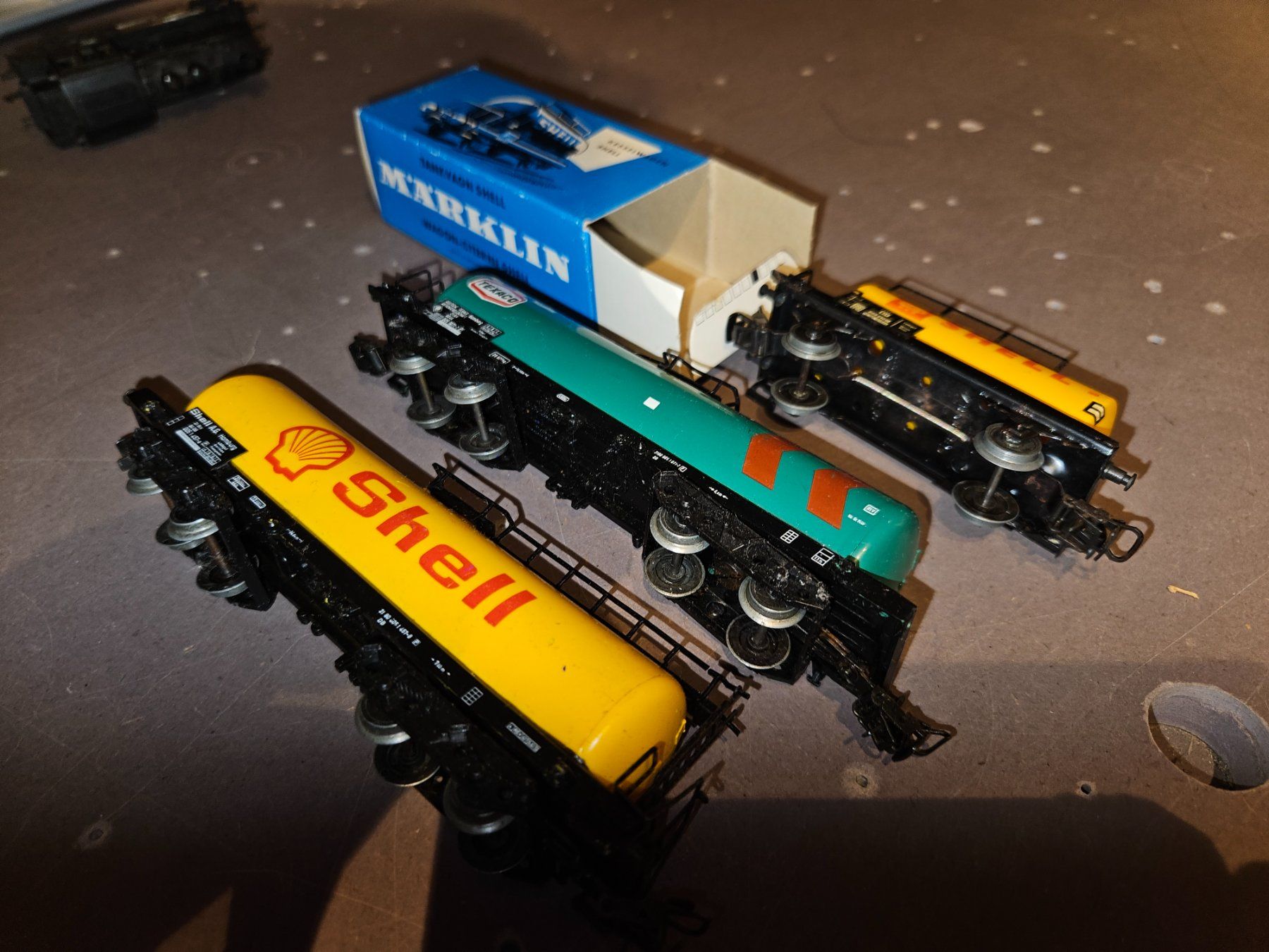 Märklin Modellini di ferrovie: Märklin Shell Kesselwagen mit einer OVP – Usato da Bern venduto da lukas90pilze 2