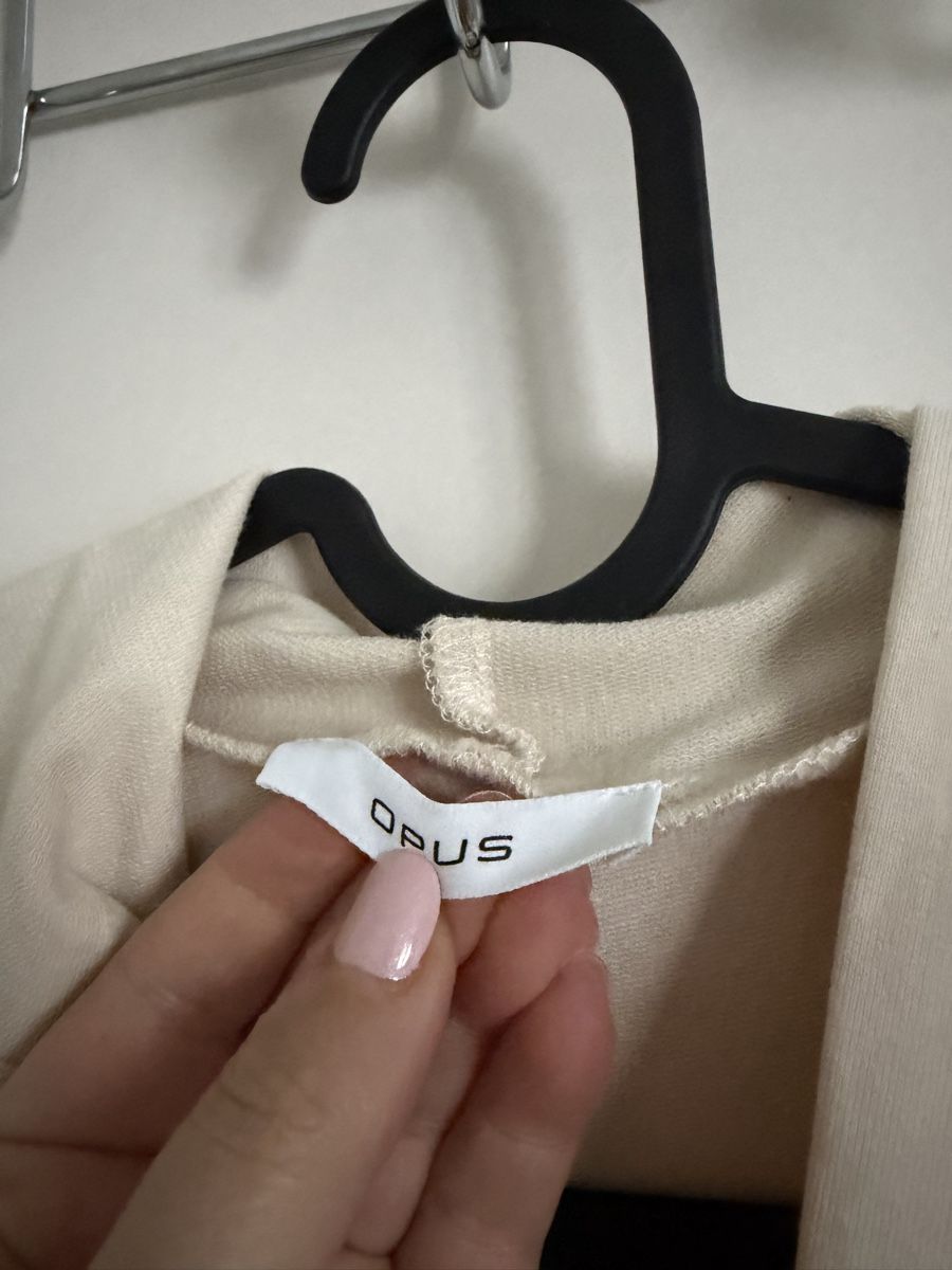 Opus Jacken: Opus Jacke, beige, Grösse 42 – Gebraucht aus Langnau am Albis von Schneeflocke92 1