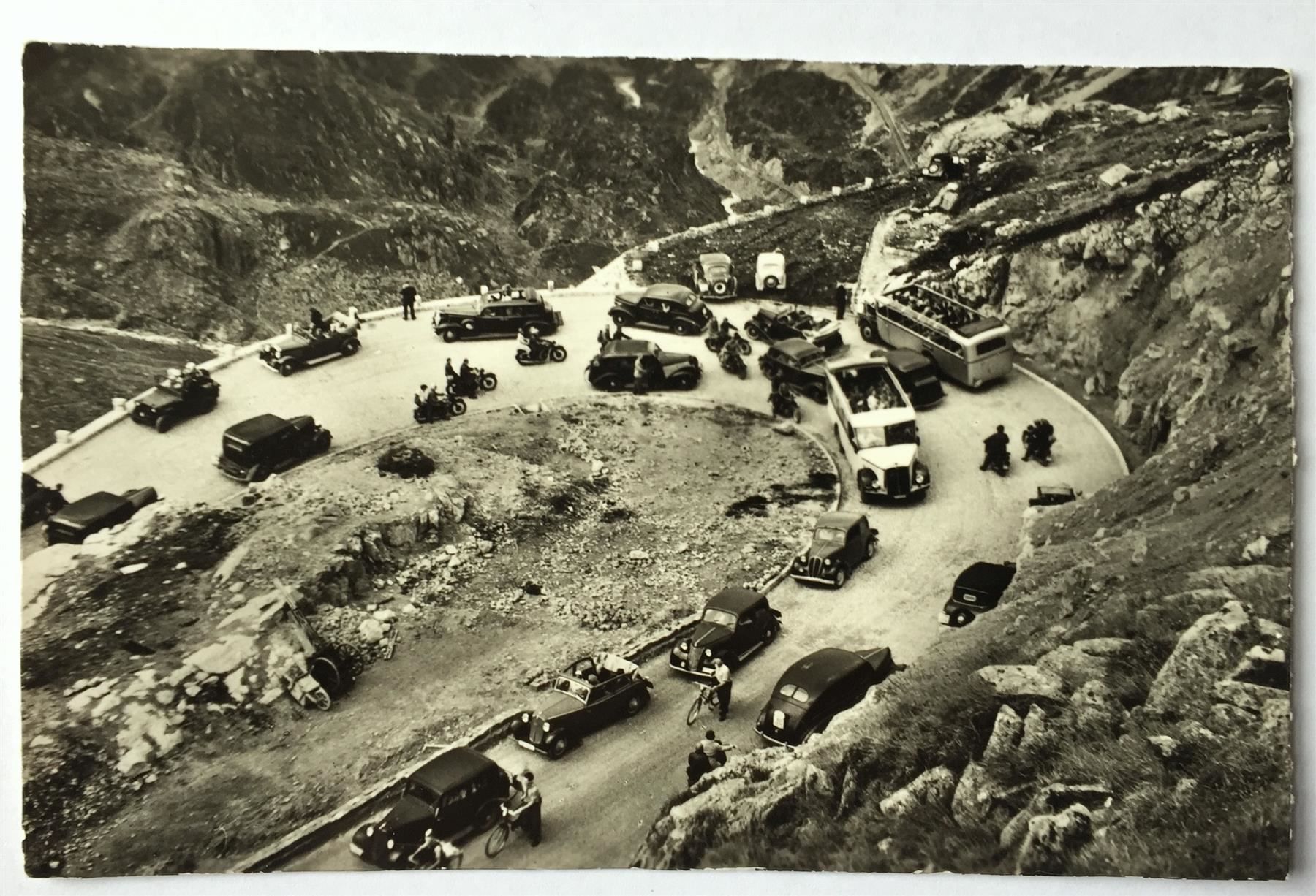 Cartoline postali: SUSTENSTRASSE Meiringen-Wassen - Auto, Postauto – Nuovo (secondo la descrizione) da Jona venduto da philajona