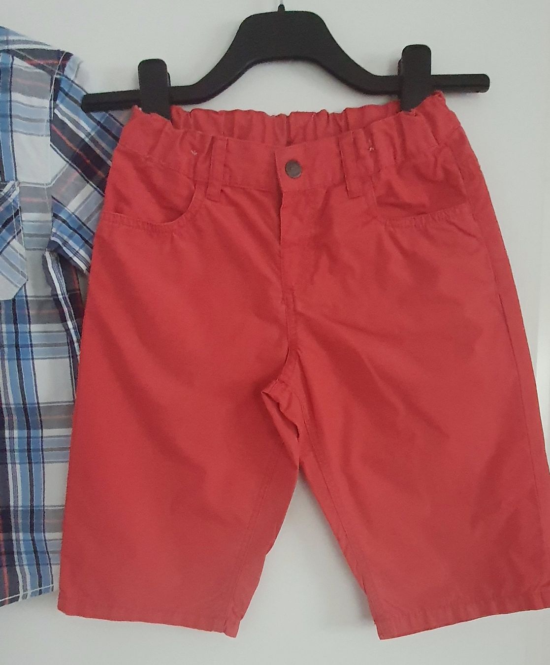 Lotti & Set di vestiti: Kurzarm Hemd + Shorts, Gr.134 – Usato da Volketswil venduto da Dokinka 2