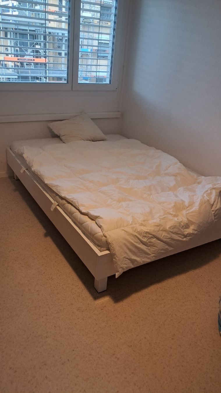 Letti: Bett 180x140 cm  – Usato da Ebikon venduto da dar_fd2m