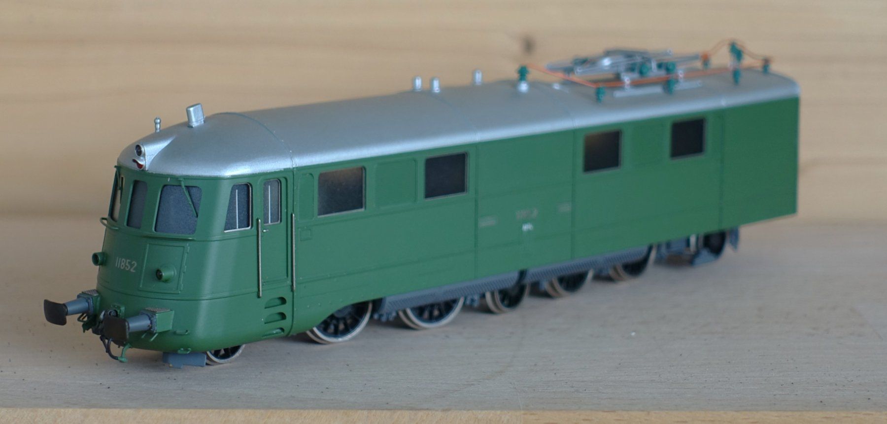 Fulgurex Modellini di ferrovie: SBB-CFF Ae 8/14 11862 hellgrün, Fulgurex DC analog. – Usato da Horw venduto da SwissSteamMemories 6