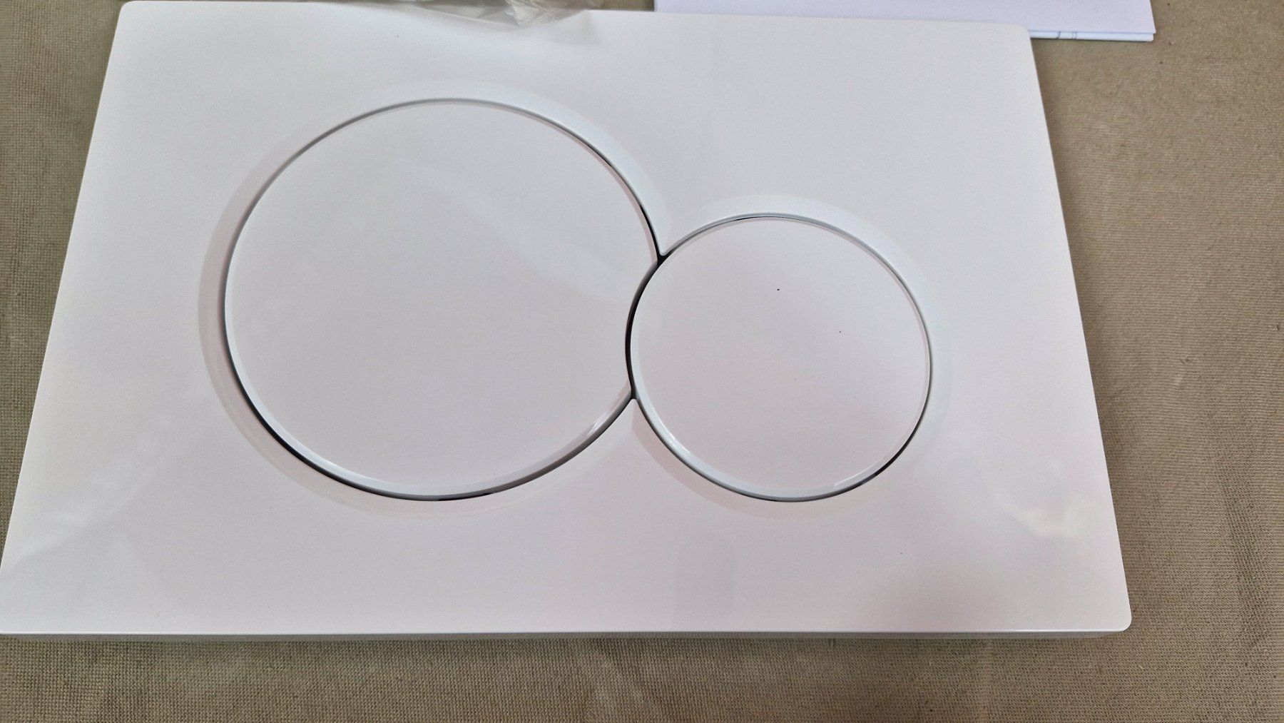 WC: Betätigungsplatte passend zu Geberit Sigma01 weiss – Nuovo e nell'imballaggio originale da Dorf venduto da Zur-Lingg 1