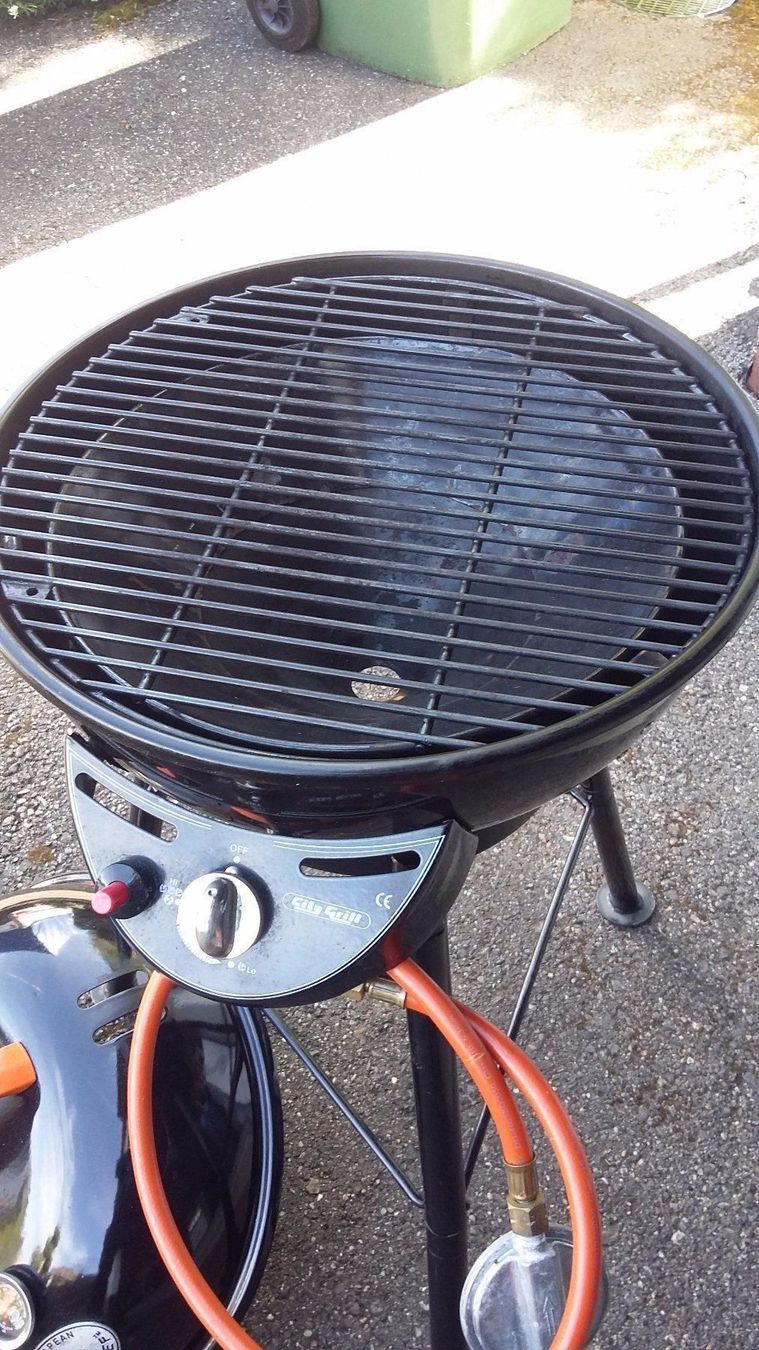 Outdoorchef Griglie: Outdoorchef Kugelgrill – Usato da Kriens venduto da Allerhand5 3