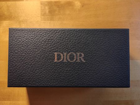 Schachtel von Dior