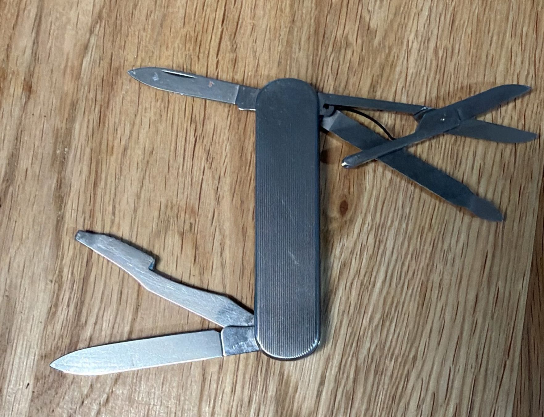 Victorinox Coltelli tascabile: VICTORINOX SACKMESSER UGINOX – Usato da Zürich venduto da Frei-Occasionen 3
