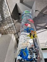 LED Blasensäule mit Fischfiguren silberfarben gebraucht