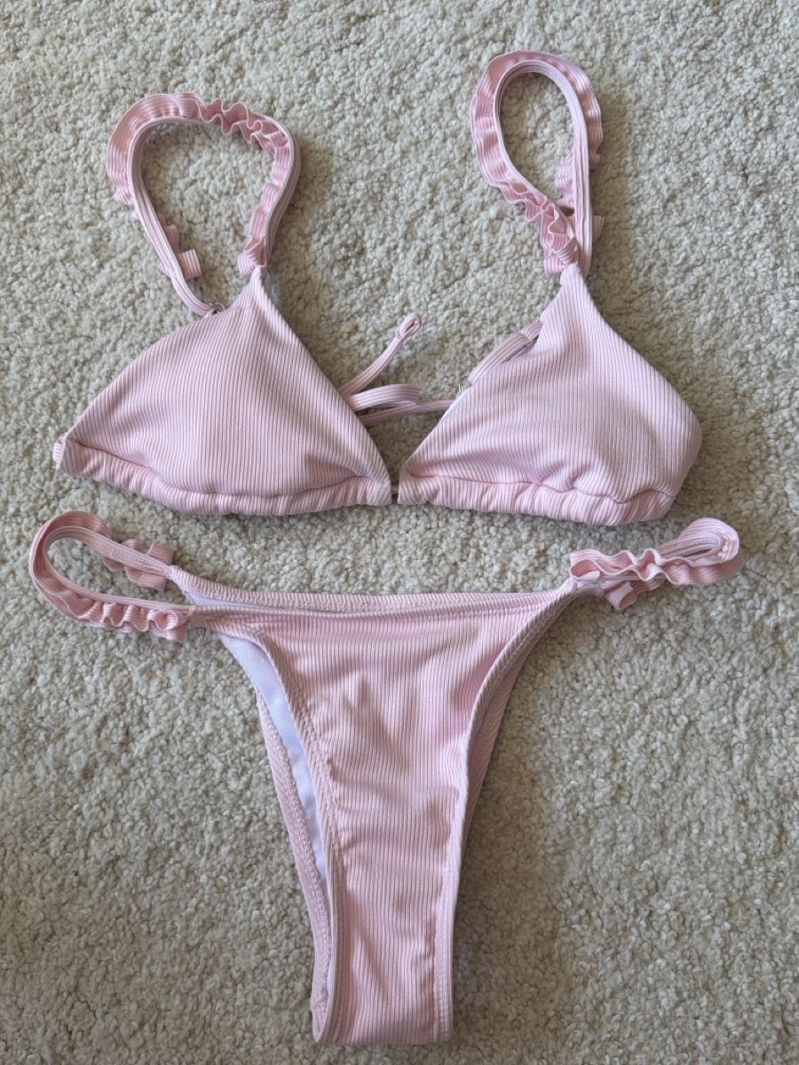 Costumi da bagno & Bikini: Bikini mit Rüschen rosa Grösse S neuwertig – Usato da Brunnen venduto da Eldra