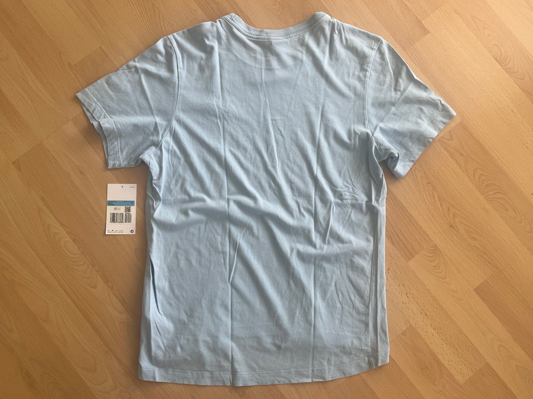 Nike T-shirt: Nike Herren T-Shirt hellblau, Gr. M – Usato da Zürich venduto da fbsm 2