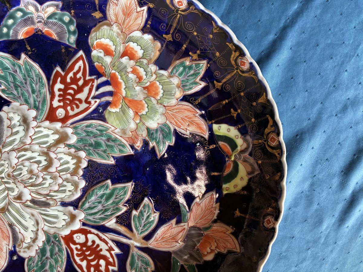 Piatti: Antiker, grosser Teller mit Imari- Decor – Usato da Dornach venduto da Rosengarten 1