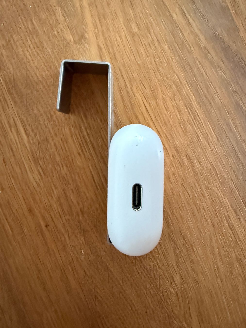 Apple Cuffie: APPLE AirPods 4 Charging Case – Usato da Lausanne venduto da Nine1982 8